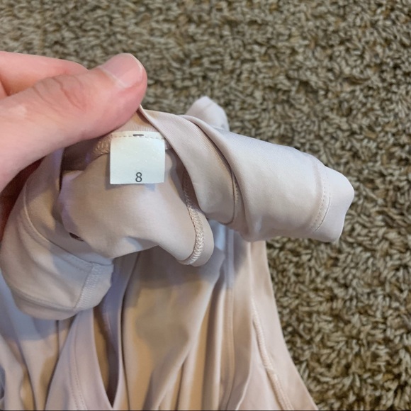 Lululemon tank top size 8 - Picture 2 of 5